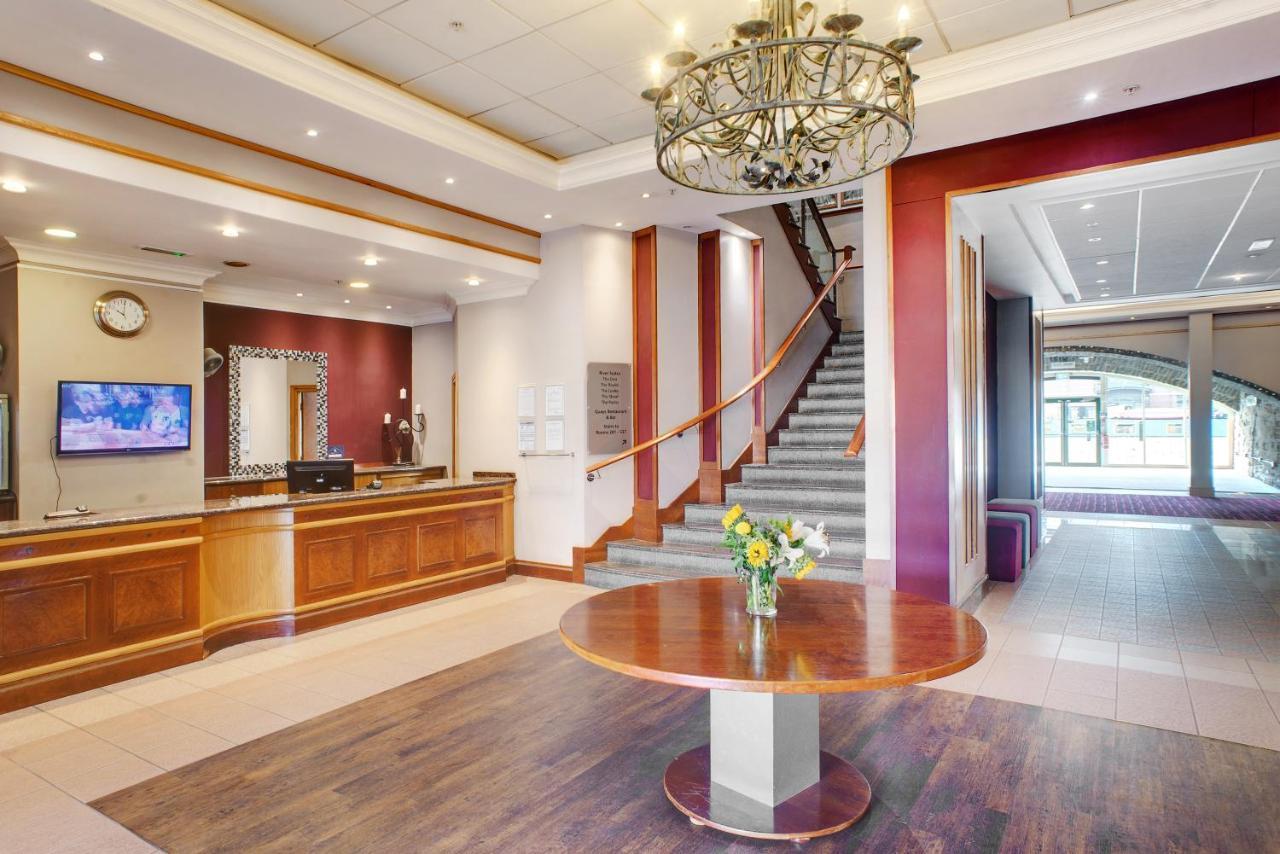Best Western Plus The Quays Hotel Шефилд Экстерьер фото