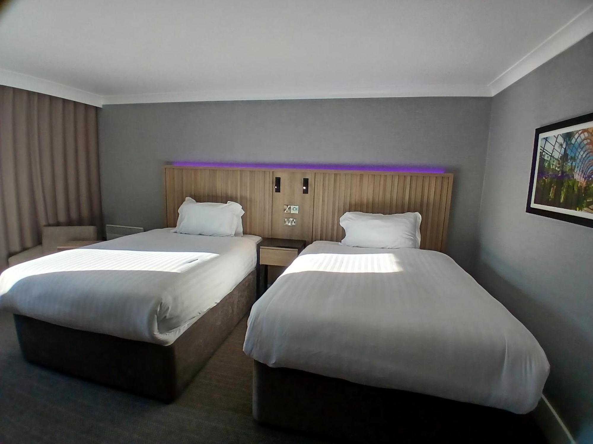 Best Western Plus The Quays Hotel Шефилд Экстерьер фото