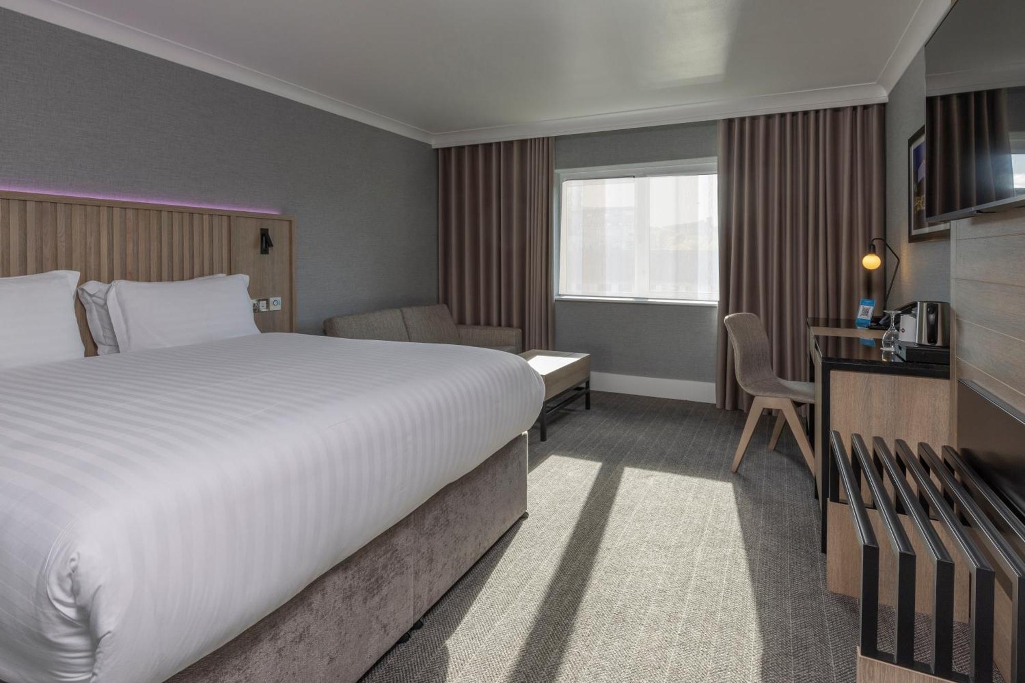 Best Western Plus The Quays Hotel Шефилд Экстерьер фото
