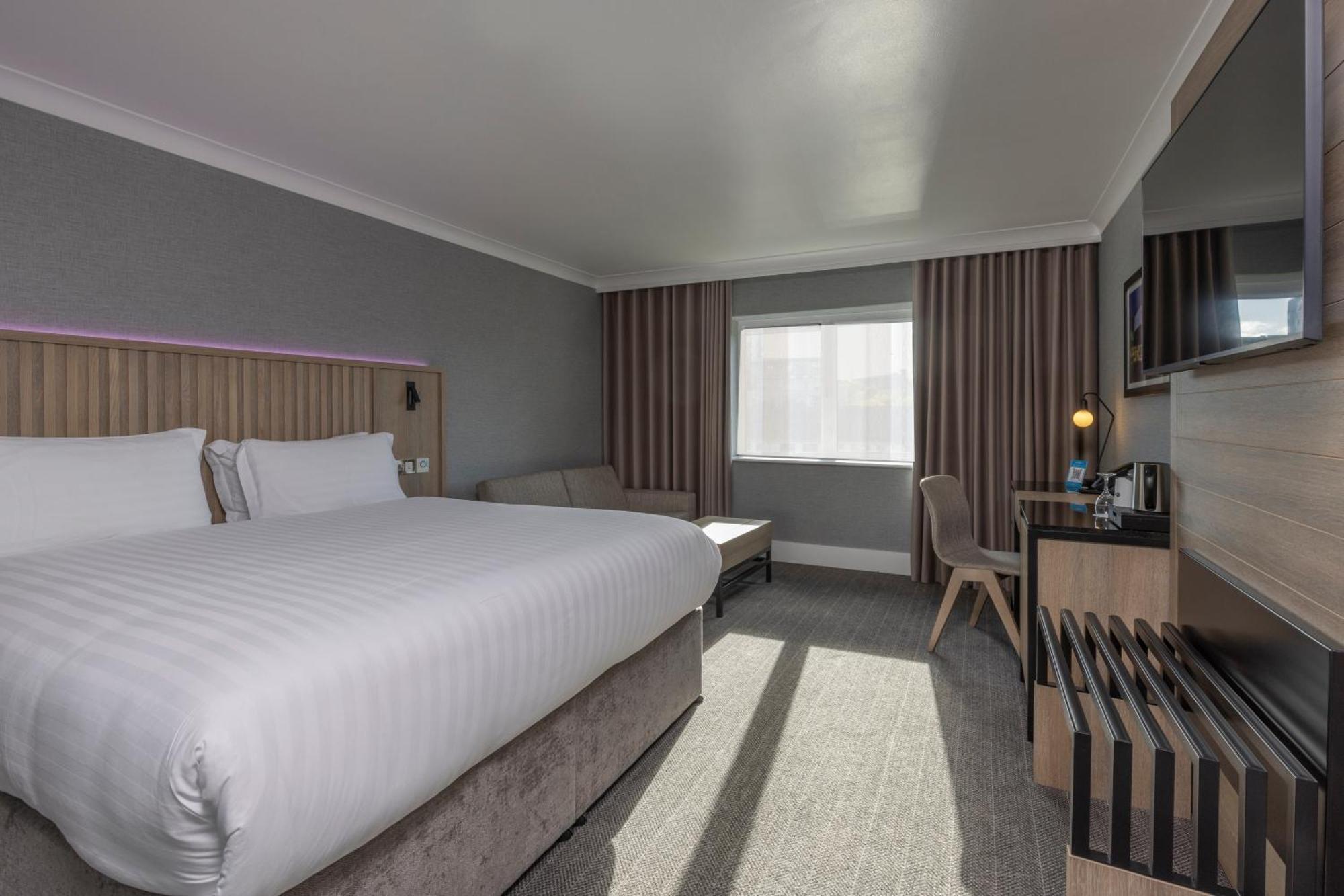 Best Western Plus The Quays Hotel Шефилд Экстерьер фото
